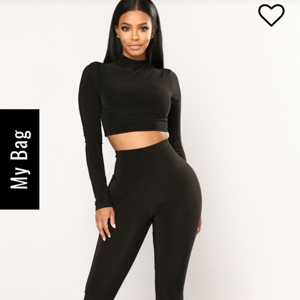 IN MAJOR SEARCH OF BODY SMILE SET FASHION NOVA!